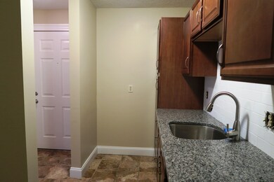 200 Brookside Dr unit B, Andover, MA 01810 - photo 3