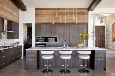 11...6... Long Island with Dekton counte