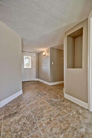 731 N 22nd St, Mesa, AZ 85213 - photo 6