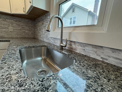 2210ShraderAve_54958_3