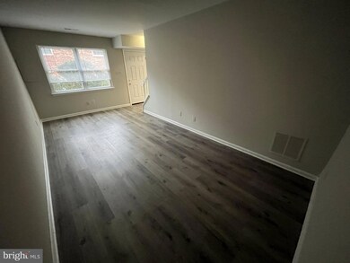 9686 Hagel Cir unit 37/E, Lorton, VA 22079 - photo 7