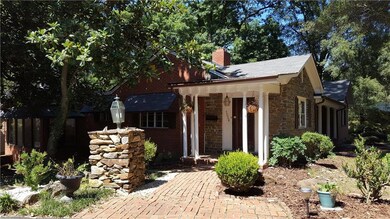 1028 Uwharrie St, Asheboro, NC 27203 - photo 2