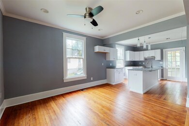 325 S Race St, Statesville, NC 28677 - photo 7