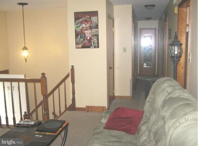 2971 Fillmore Dr, Chambersburg, PA 17201 - photo 5