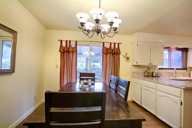 4135 Travona St, Redding, CA 96001 - photo 3