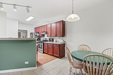 4224 Savoy Ln unit 32A720, McHenry, IL 60050 - photo 6