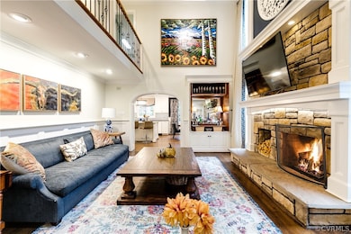 Family Room - Gas FP