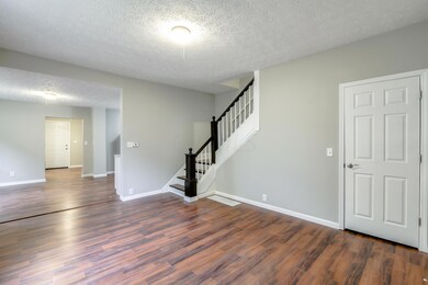 123 N Warren Ave, Columbus, OH 43204 - photo 6