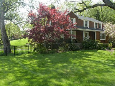 Exterior Front. 564 Glenrock Drive Front