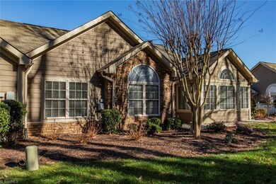 33 Pitlockry Place, Greensboro, NC 27407 - photo 2