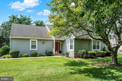 1037 Hillview Ln, Hershey, PA 17033 - photo 3