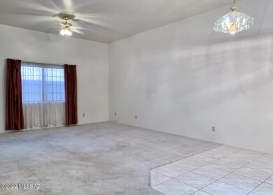 Living Rm Dining Area
