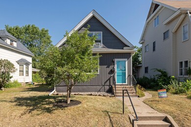 Fresh landscaping. Fenced - in back yard. Amazing location within walking distance to shopping, restaurants, and parks. Conveniently located close to the amazing Allianz Field!