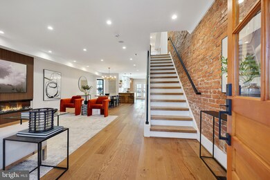 640 8th St NE, Washington, DC 20002 - photo 2