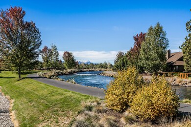 20856 Tamar Ln, Bend, OR 97702 - photo 2
