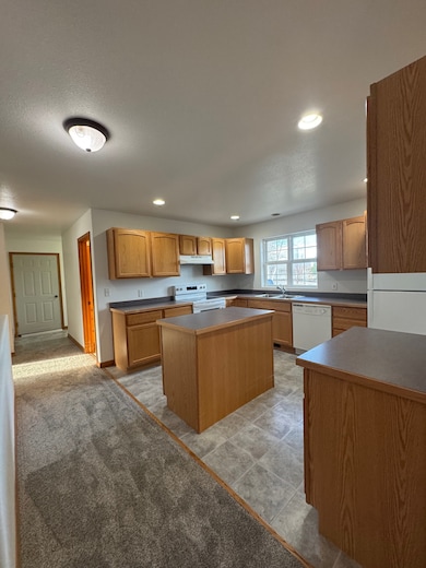 1328 Alpine Dr, Great Falls, MT 59404 - photo 5