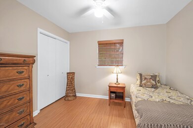 10_Bedroom