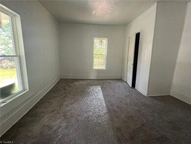 919 Randolph St, High Point, NC 27260 - photo 6
