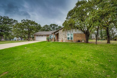 211 Willow Creek Ct, Mansfield, TX 76063 - photo 2