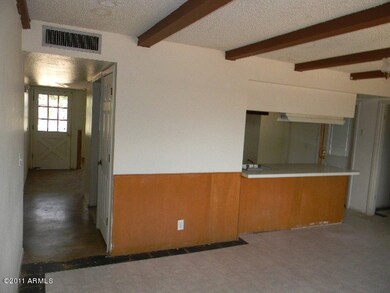 023-177155 Living Room 1