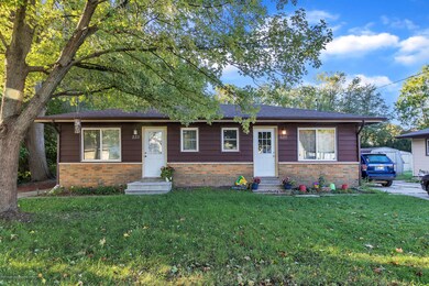 833 & 835 Mel Ave, Lansing, MI 48911 - photo 2