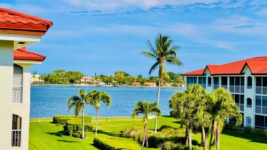 107 Half Moon Cir unit A3, Hypoluxo, FL 33462 - photo 4