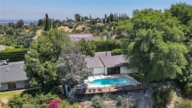 17072 Oak View Dr, Encino, CA 91436 - photo 7