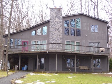 264 Fawn Lake Dr, Hawley, PA 18428 - photo 3