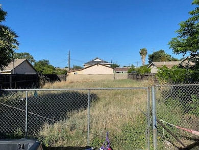 645 W Anderson St, Stockton, CA 95206 - photo 4
