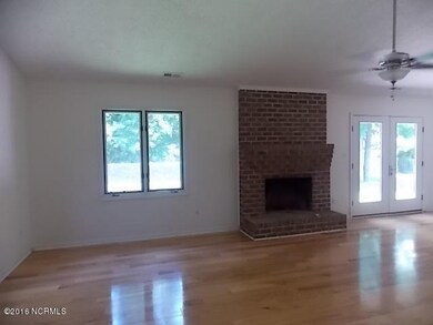 2485 Northwoods Dr, Jacksonville, NC 28540 - photo 6