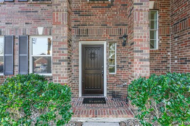 3423 Englewood Dr, Pearland, TX 77584 - photo 4