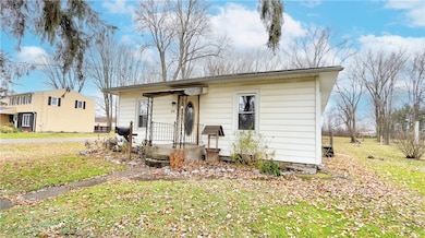 54 W Wright Ave, Waterloo, NY 13165 - photo 5