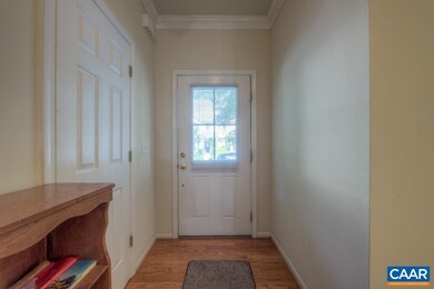 102 Melbourne Park Cir unit C, Charlottesville, VA 22901 - photo 2