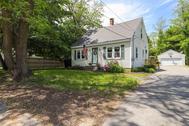 252 E Bridge St Westbrook - 1Frnt