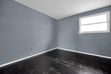 3735 Arnelle Rd, Columbus, OH 43228 - photo 7