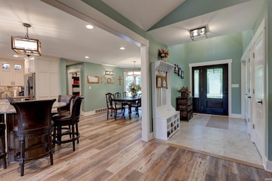 707 W Shepherds Ln, Santa Claus, IN 47579 - photo 6