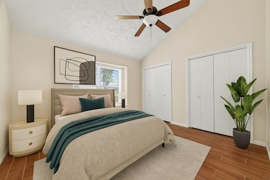 10913 Bexley Dr unit 913, Houston, TX 77099 - photo 3