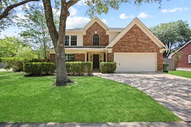 3916 Beechwood Dr, Pearland, TX 77584 - photo 2