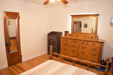 822 W College Ave, Woodville, OH 43469 - photo 7