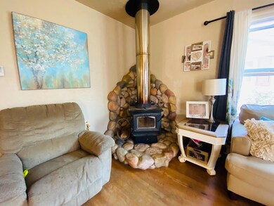 2446 Waldon St, Redding, CA 96001 - photo 7