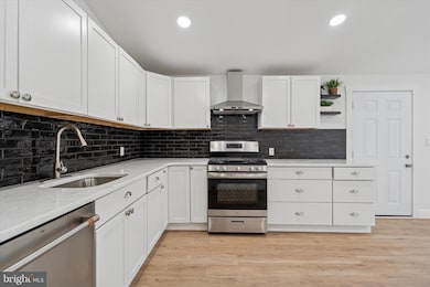 857 Buttonwood Ave, Spring City, PA 19475 - photo 5