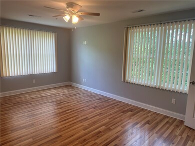 9 Gray Coach Ln unit 907, Cranston, RI 02921 - photo 7