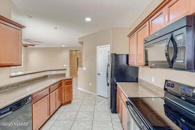 8954 N Country Cove Trail, Tucson, AZ 85742 - photo 4