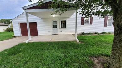 491 W Wilson St, Struthers, OH 44471 - photo 6