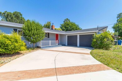 5045 Huntington Dr, Redding, CA 96002 - photo 3