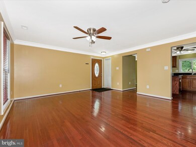 5814 Farmgate Ct, Frederick, MD 21703 - photo 6