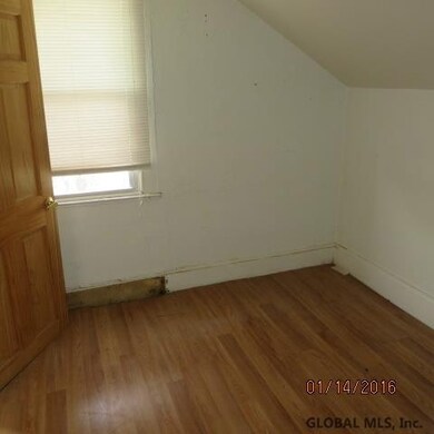 3 Howard St, Troy, NY 12180 - photo 6