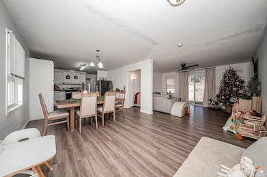 2512 Valley Dr, Junction City, KS 66441 - photo 3