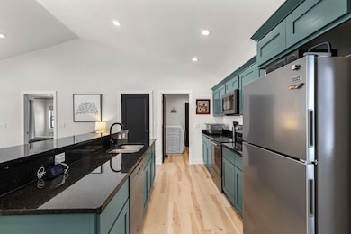 N8620 N Log Cabin Ct, New Lisbon, WI 53950 - photo 6