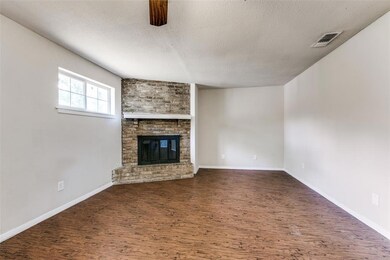 2124 Avis St, Mesquite, TX 75149 - photo 3